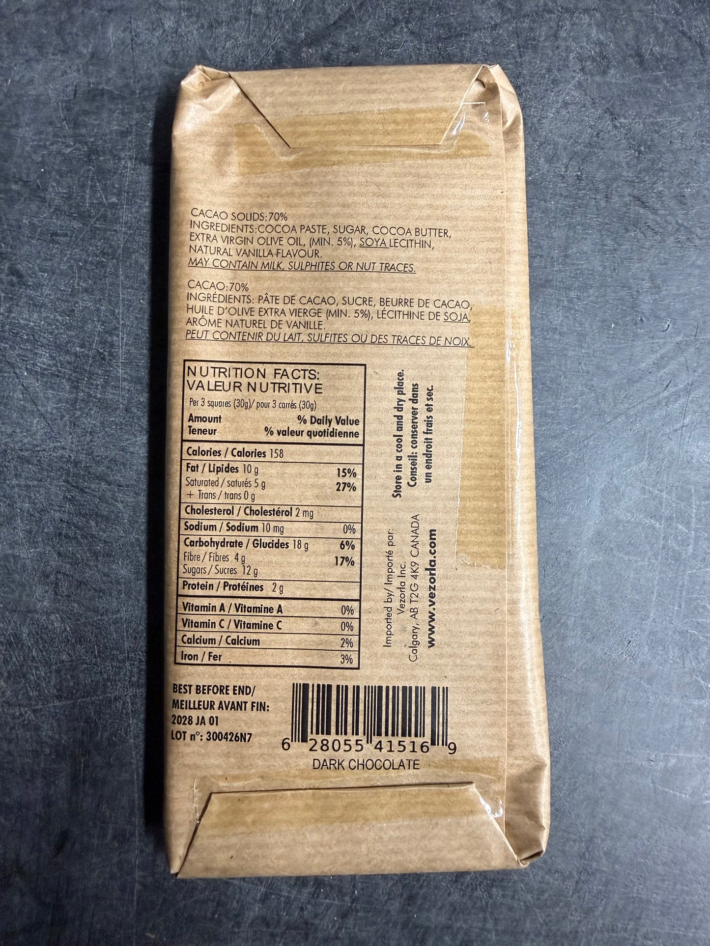 70% COCOA craft dark chocolate made with EVOO. 90g.