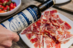 Best Quality Spanish Extra Virgin Olive Oil (EVOO or Olive Juice). Picual Olive Oil & Royal Olive Oil. Spanish Green Olives. Olive Oil Chocolate Made w/ Violet Petals. Free Delivery Canada & USA. 